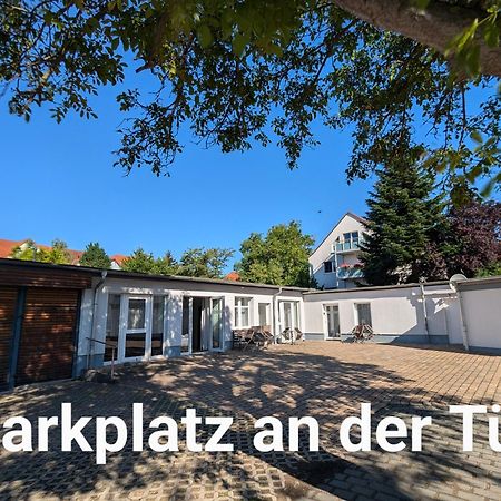 Fewo Urban Gotha-Apartment Friedenstein- Am Schlosspark- Parken An Der Der Tuer- Barrierefrei, 900 Meter Zum Bahnhof - Wallbox Εξωτερικό φωτογραφία