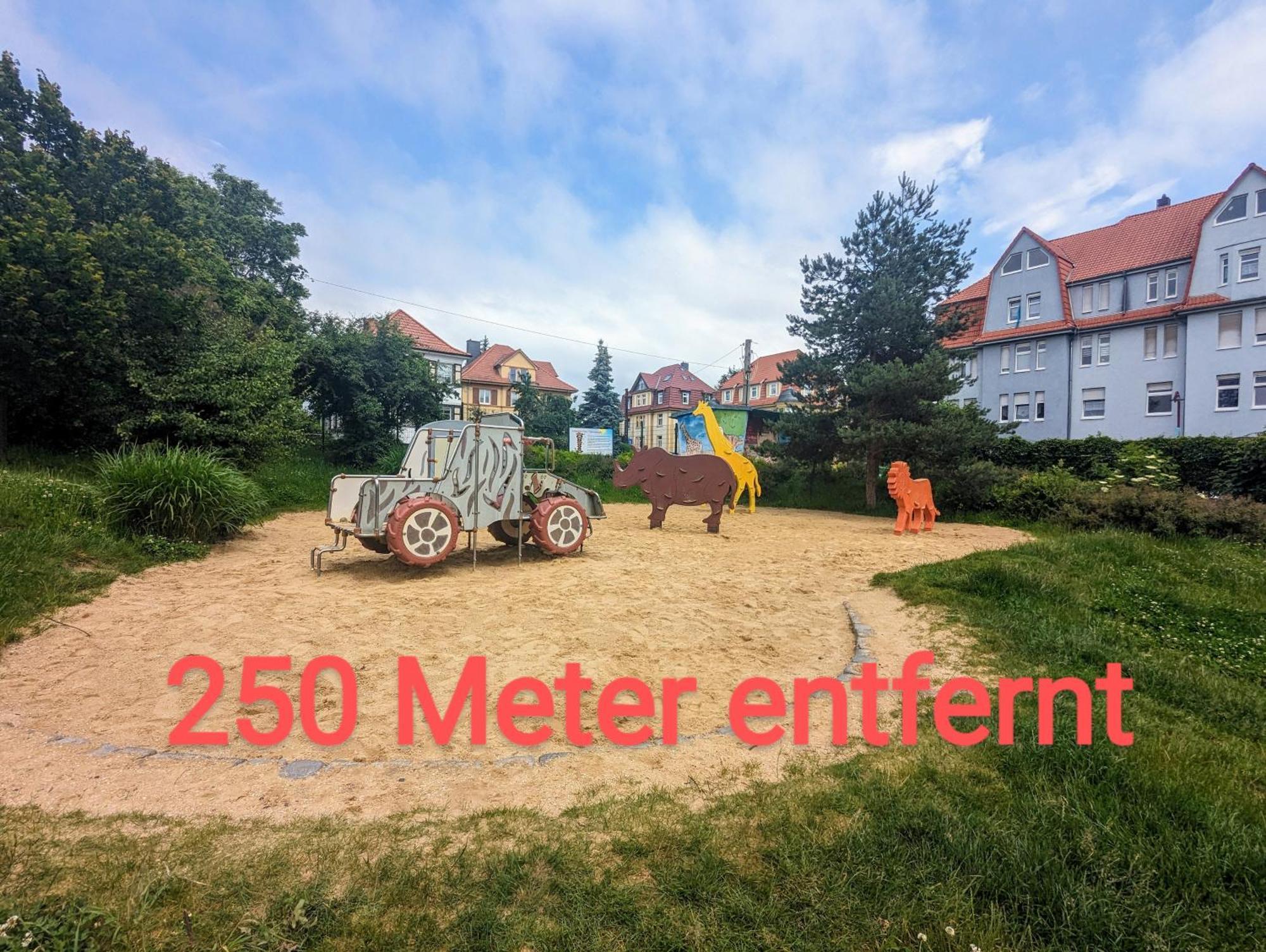 Fewo Urban Gotha-Apartment Friedenstein- Am Schlosspark- Parken An Der Der Tuer- Barrierefrei, 900 Meter Zum Bahnhof - Wallbox Εξωτερικό φωτογραφία